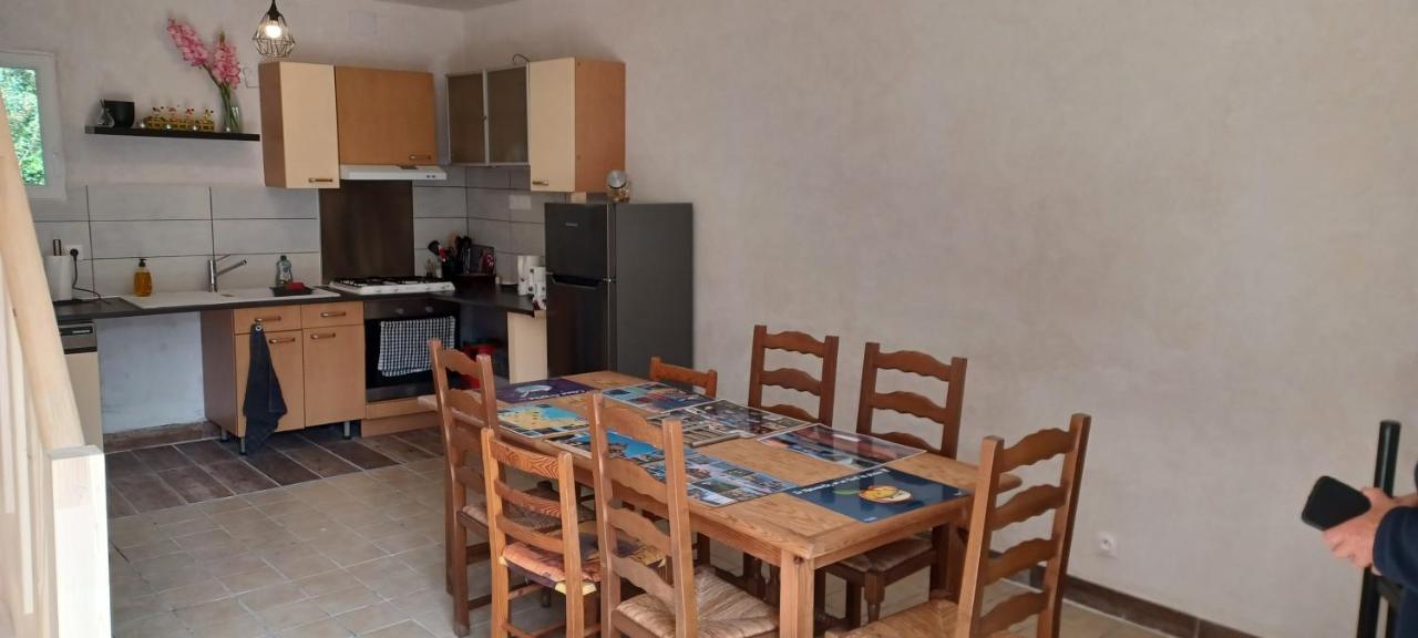 Appartement 4 A 6 Places Osmanville Exterior foto